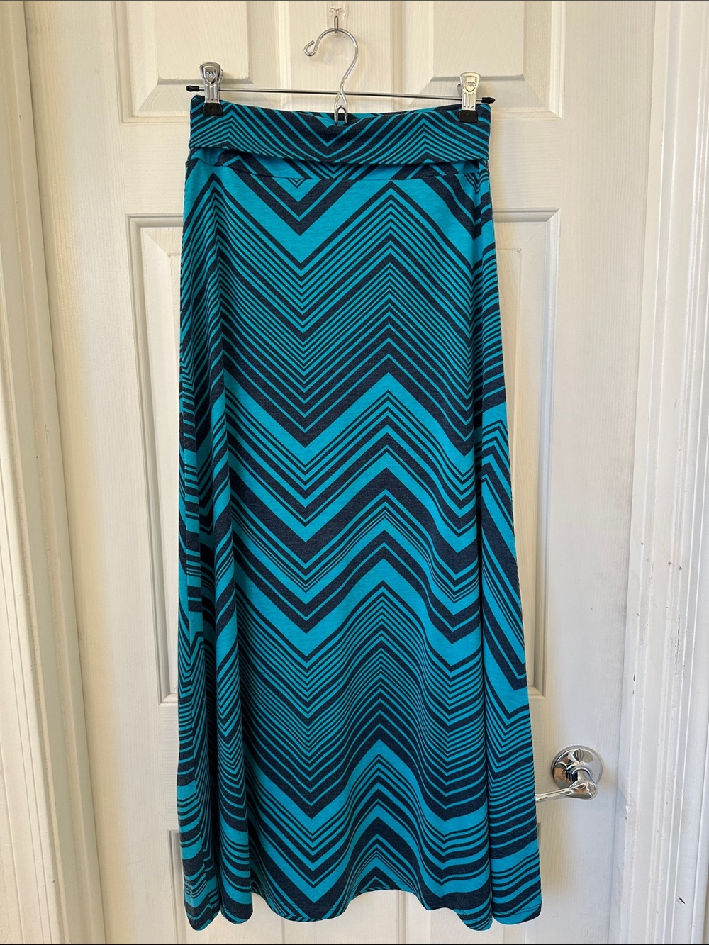 Mossimo Supply Co. Teal and Navy Blue Chevron Maxi Skirt